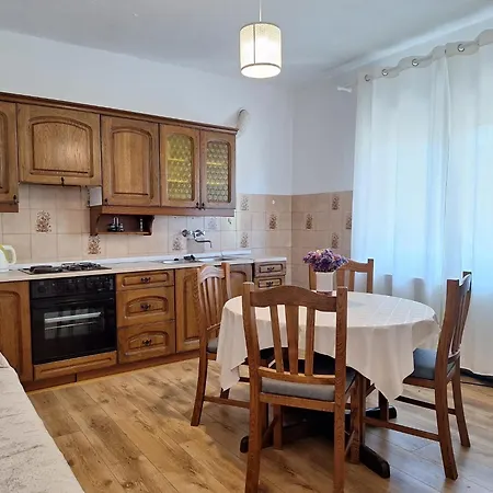 And Bepina Apartment