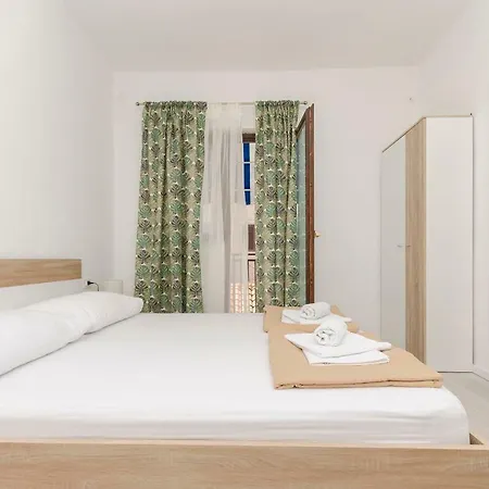 And Bepina Βόντιτσε