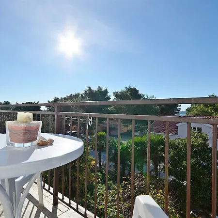 Διαμέρισμα And Bepina Βόντιτσε